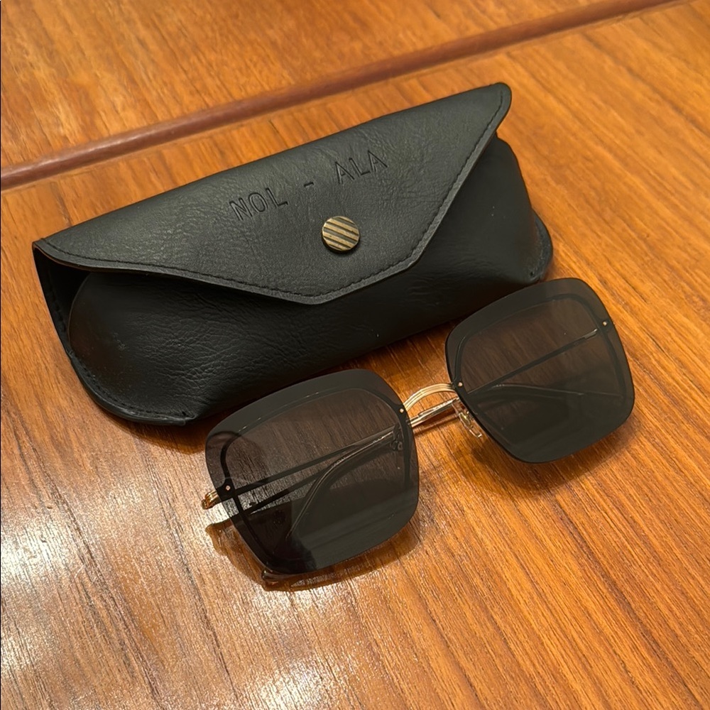 Billy Reid x KREWE Women's Square Frame Sunglasses